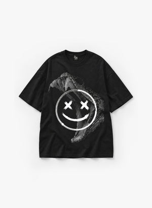 BEHIND EVERY SMILE OVERSIZE T-SHIRT - BLACK